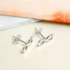 Cercei infinit cu inimioare decupate - Argint 925 - inchidere surub-Pentru cei dragi-Toate >> Argint 925 >> Cercei Argint