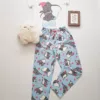 Pijama dama ieftina din bumbac cu tricou alb si pantaloni albastri cu imprimeu Dumbo-3 pijamale 149 RON!-3 pijamale 149 RON!