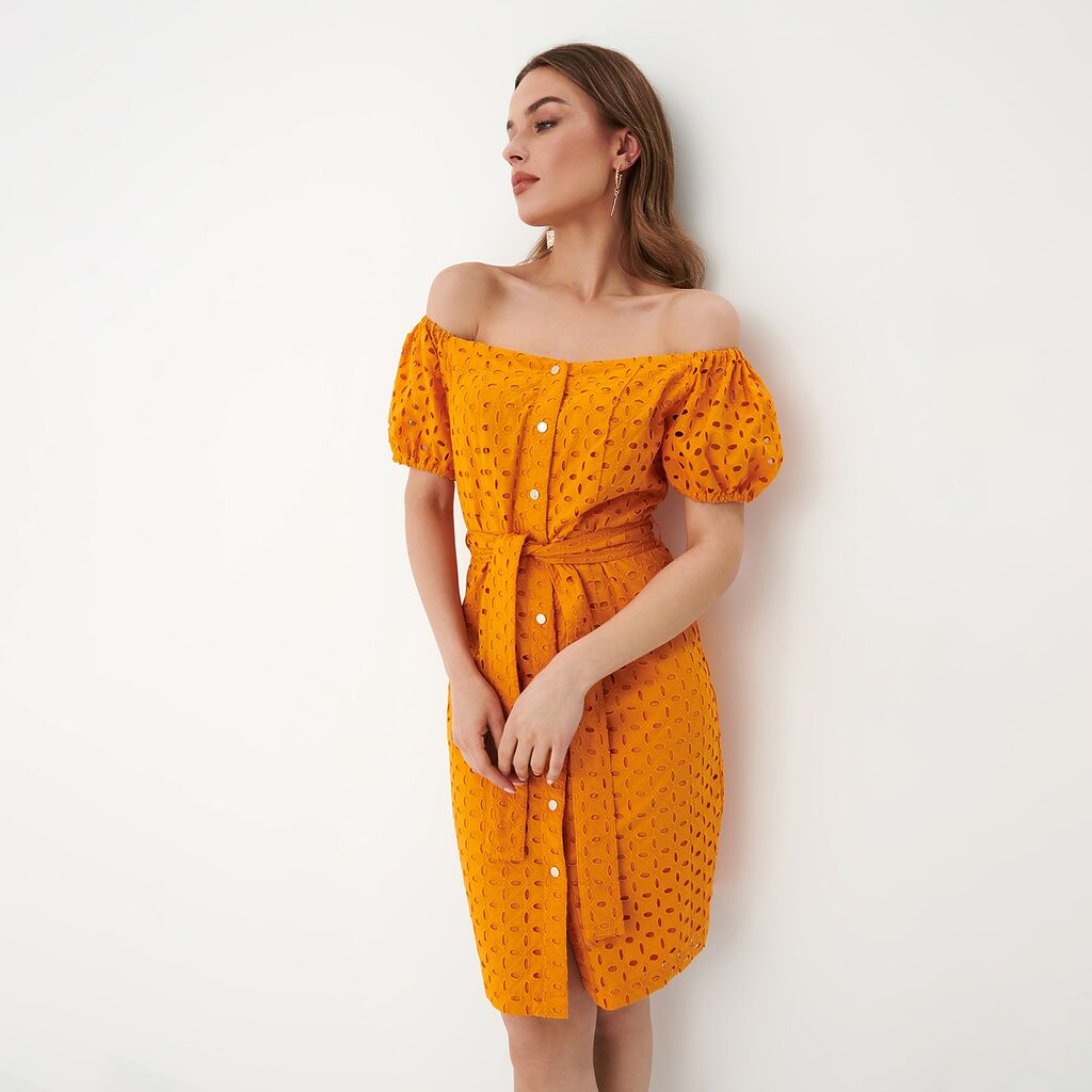 Mohito - Rochie mini cu decorațiuni ajurate - Oranj-All > dresses