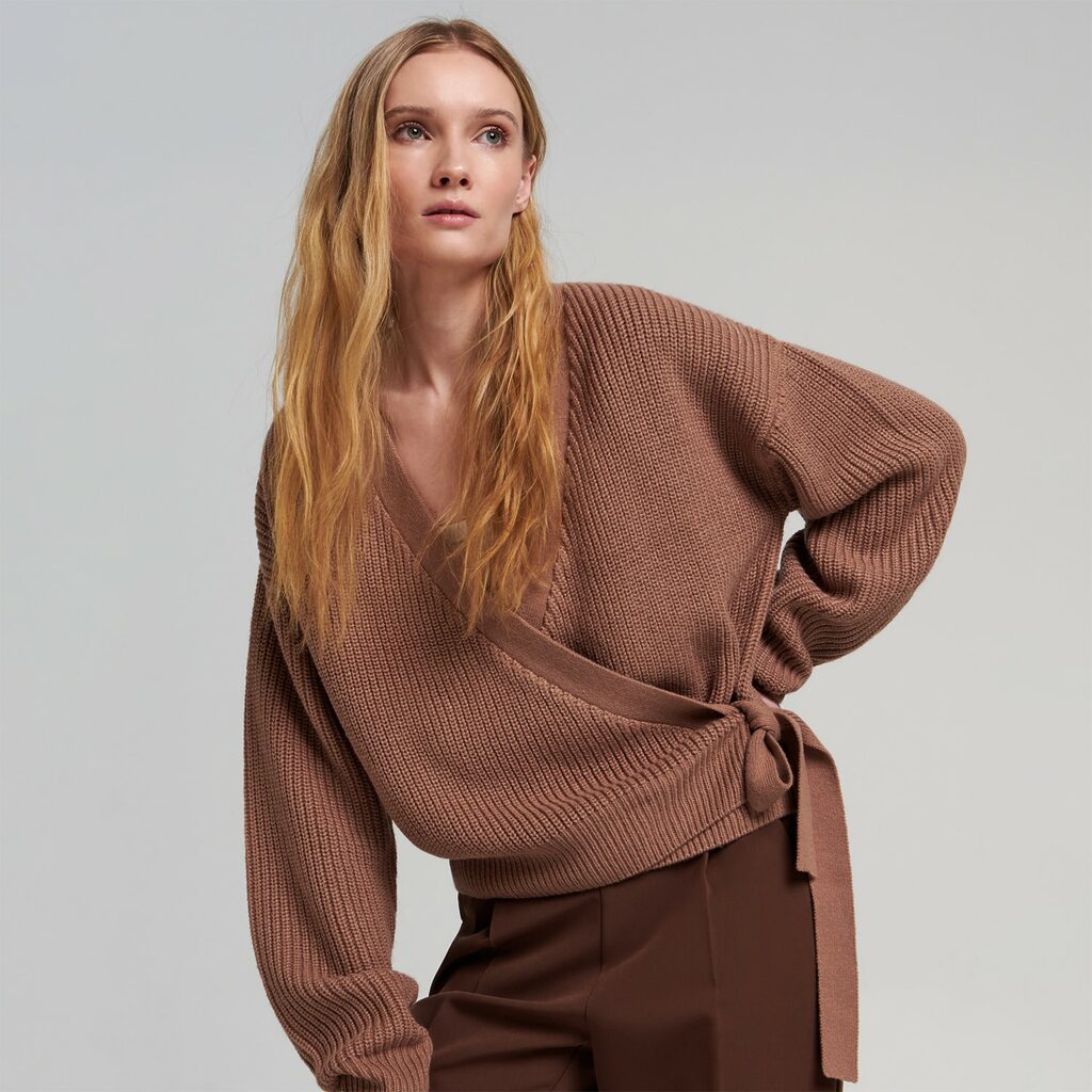 Sinsay - Pulover cu detaliu legat - Bej-Collection > all > sweaters