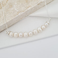Lantisor cu Perle - Gratie fermecatoare - Model 9 perle cu lantisor - Argint 925-Colectii >> Comori Perlate >> Noutati