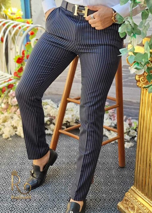 Pantaloni de barbati bleumarin in dungi aurii