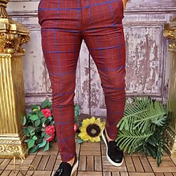 Bordo in carouri albastre