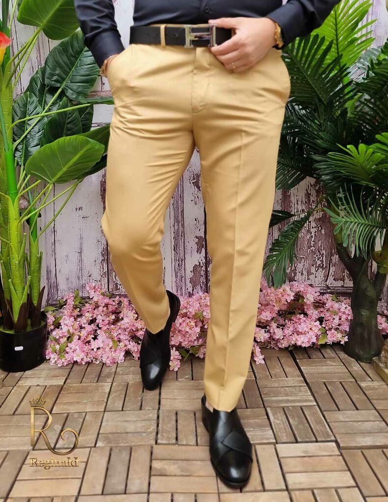 Pantaloni eleganti crem