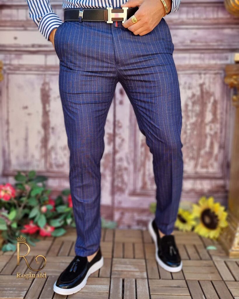 Pantaloni eleganți de bărbați