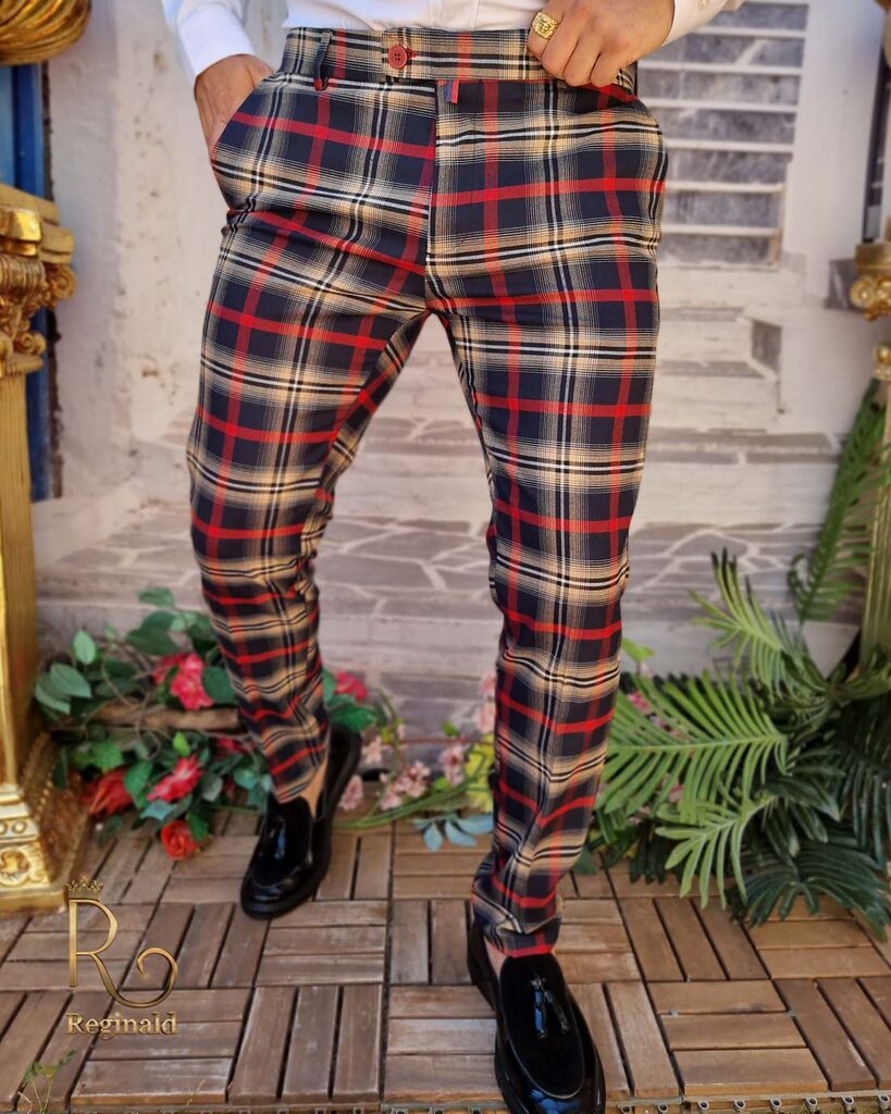 Pantaloni eleganți de bărbați