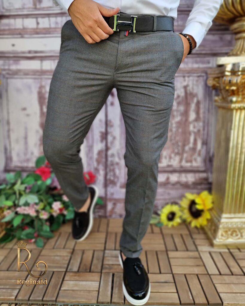 Pantaloni eleganți de bărbați