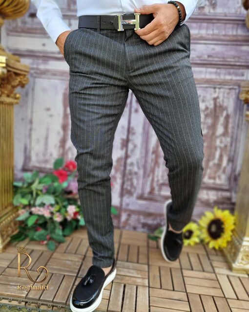 Pantaloni eleganți de bărbați