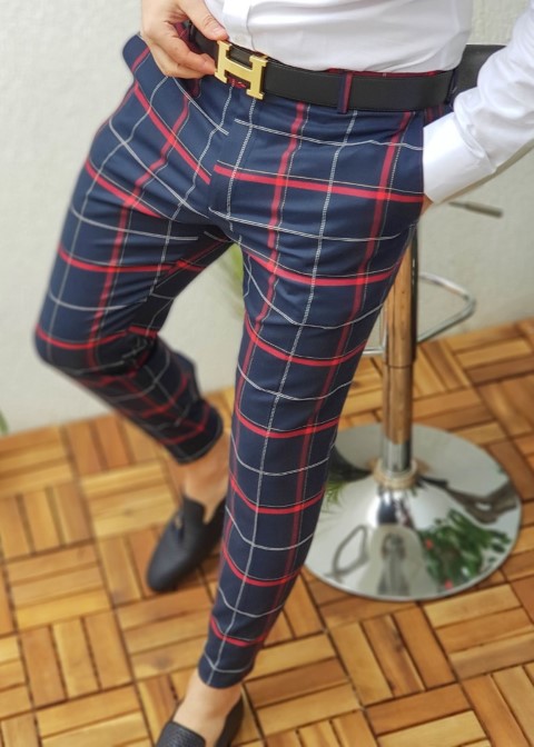 Pantaloni eleganti de barbati