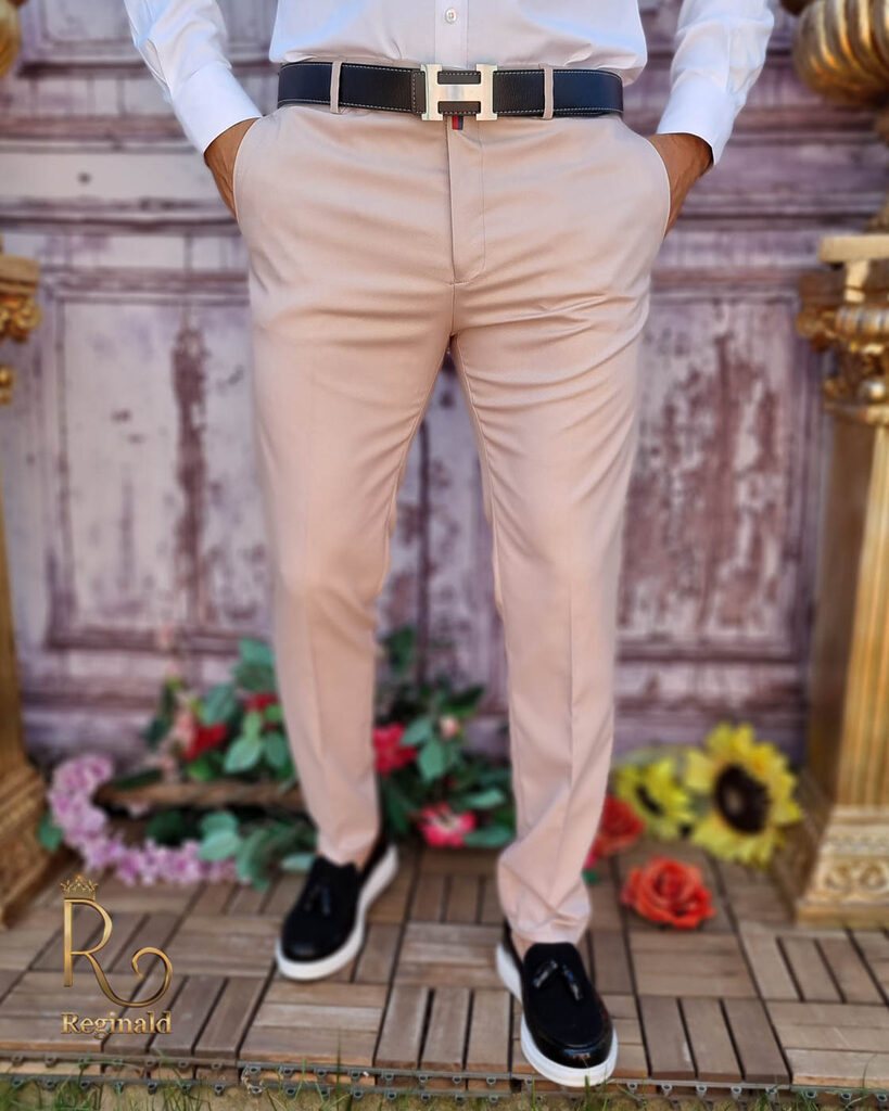 Pantaloni eleganți de bărbați