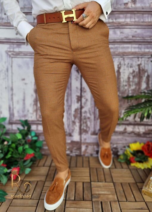 Pantaloni eleganti de barbati