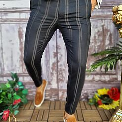 Pantaloni eleganti de barbati