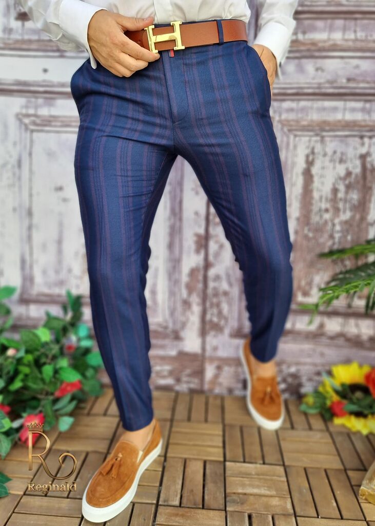 Pantaloni eleganti de barbati