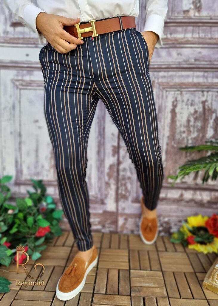 Pantaloni eleganti de barbati