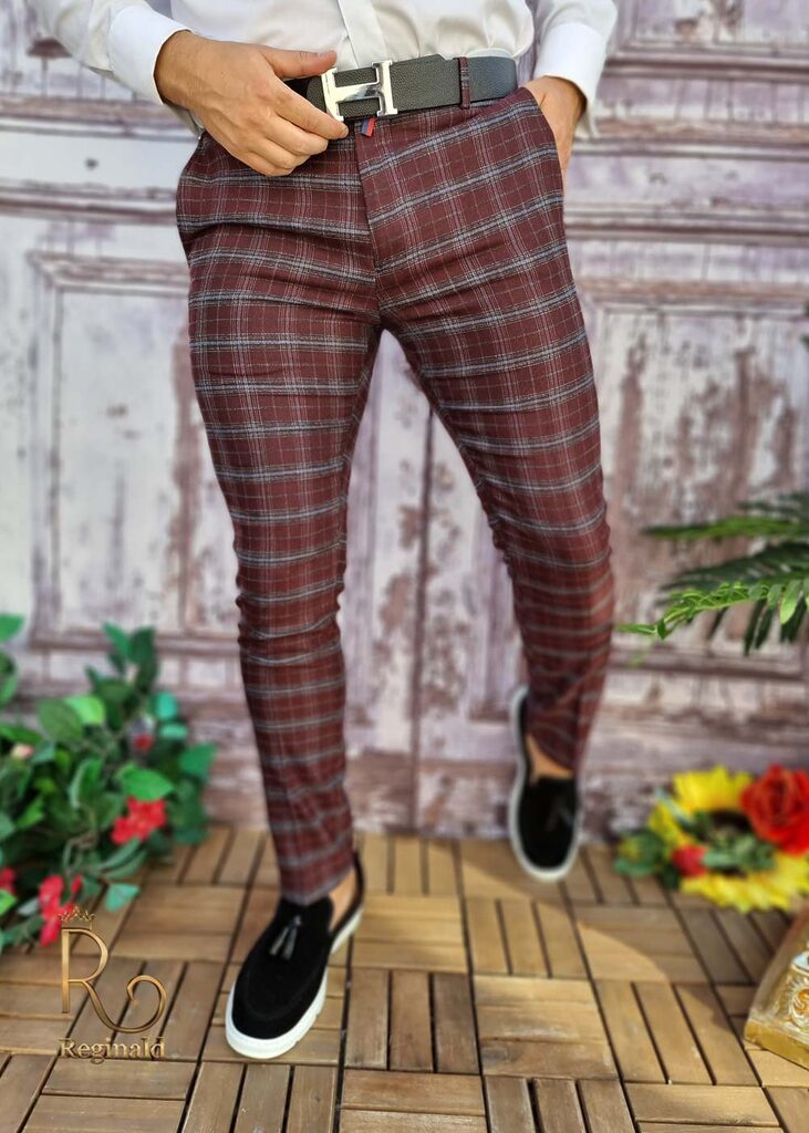 Pantaloni eleganti de barbati