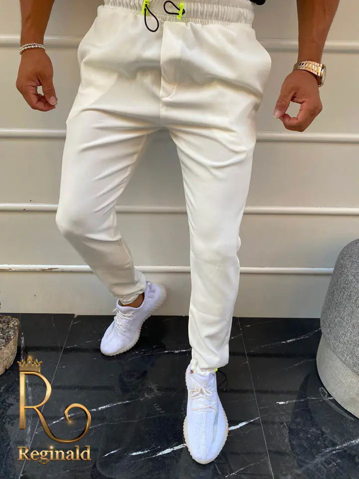 Pantaloni trening de barbati
