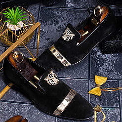 Piele întoarsă neagra