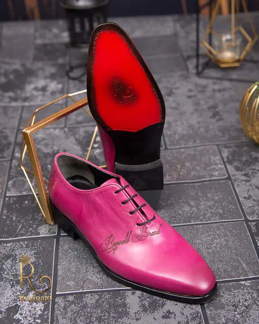 Pantofi eleganți de bărbați din piele naturala
