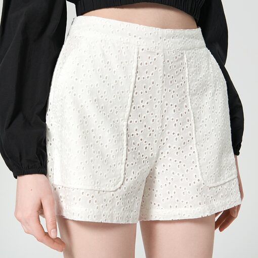 Sinsay - Pantaloni scurți din stofă - Ivory-Collection > all > shorts