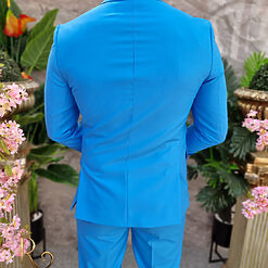 Costum de barbati albastru deschis cu butoni aurii: Sacou si Pantalon - C4089-Costume