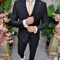 Costum de barbati elegant negru Sacou Vesta si Pantalon C4110 4