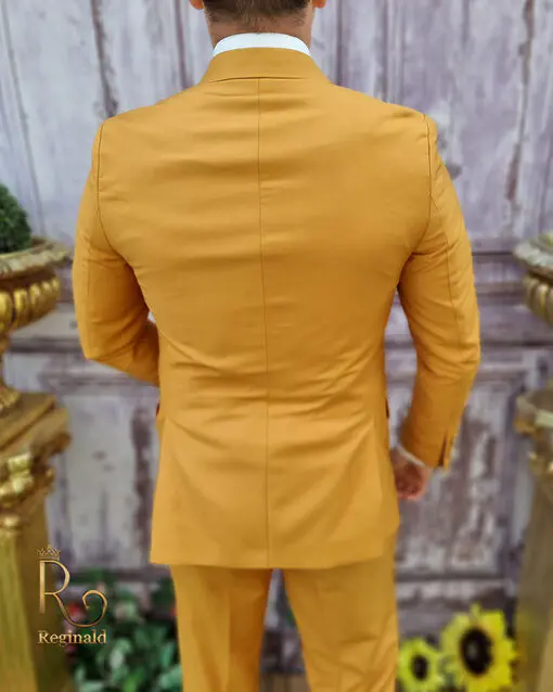 Costum de bărbați