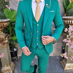 verde cu nasturi aurii