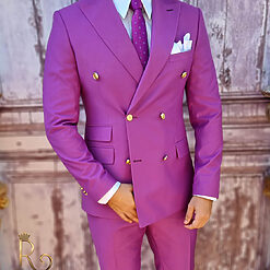 Lila cu butoni aurii