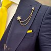 Costum barbatesc bleumarin nasturi aurii - Sacou