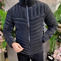 Geaca neagra cu guler inalt GC705 2