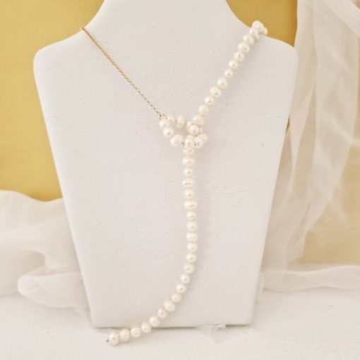 Lantisor cu Perle - Nodul declaratiei - Model lariat cu sirag lung de perle - Argint 925 placat cu Aur Galben 18K-Colectii >> Comori Perlate >> Noutati