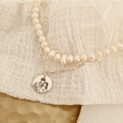 Lantisor cu Perle - Puritate capturata - Model 2 straturi cu sirag perle si lant cu pandantiv fotogravura - Argint 925-Colectii >> Comori Perlate >> Noutati