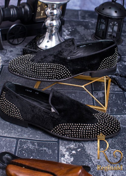 Pantofi negri din catifea cu tinte si piele naturala la interior - P516-Pantofi