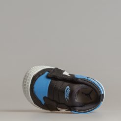 1 Crib Bootie 4