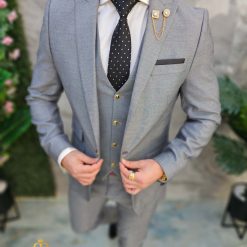Costum de barbati Gri cu nasturi aurii Sacou Vesta si Pantalon C4680 3