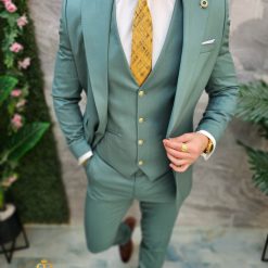 Costum de barbati Verde cu nasturi aurii Sacou Vesta si Pantalon C4679 6