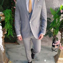 Costum de barbati gri cu dungi Sacou Vesta si Pantalon C4736 3