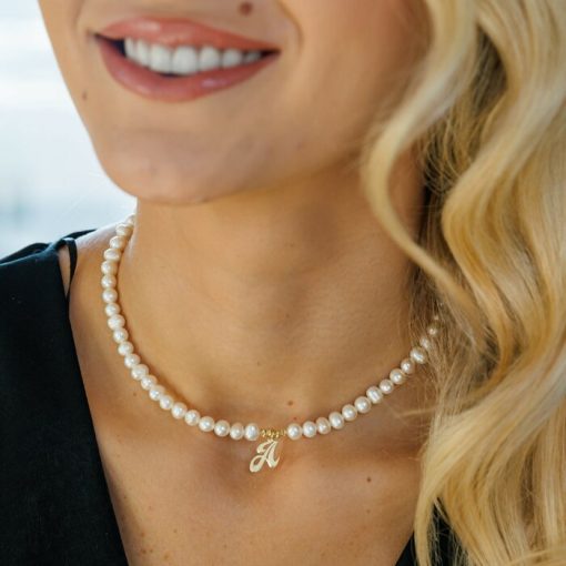 Lantisor cu Perle - Initiala eleganta - Model sirag de perle si 4 bilute - Aur Galben 14K-Colectii >> Comori Perlate