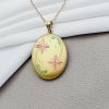 Medalion oval cu poze in interior - Pink Flowers - Argint 925 placat cu Aur Galben 18K-Toate >> Argint 925 >> Lantisoare Argint >> Noutati
