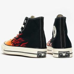 Chuck 70 2