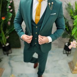 Costum de barbati Verde cu nasturi aurii Sacou Vesta si Pantalon C4686 3