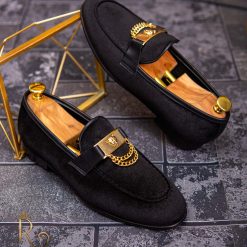 MocasiniLoafers negri din catifea cu accesoriu metalic auriu P1057 2