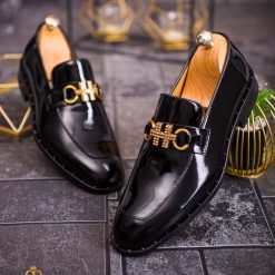 cu accesoriu auriu- P1832-Pantofi