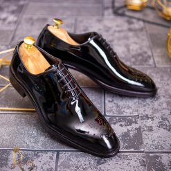 Pantofi cu siret barbatesti negri lacuiti P1716 2