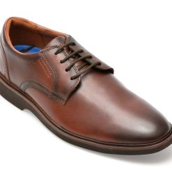 Pantofi eleganti CLARKS maro