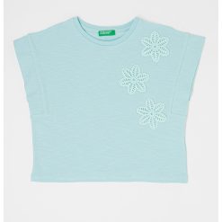 Tricou cu decolteu la baza gatului si broderii florale-FETE-IMBRACAMINTE/Tricouri si maiouri