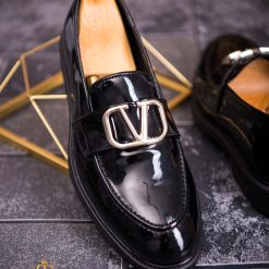 Pantofi de barbati Loafers din piele lacuita cu accesoriu P1831 3