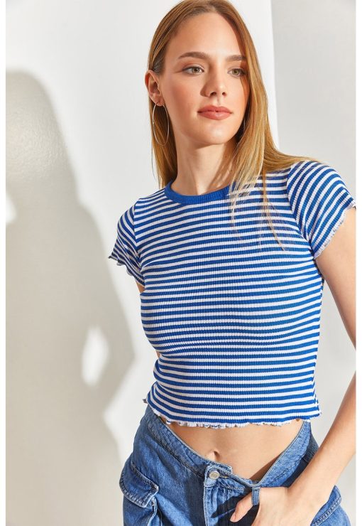 Tricou crop cu model in dungi-FEMEI-IMBRACAMINTE/Tricouri si maiouri