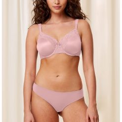 Chiloti brazilieni cu dantela Lovely-FEMEI-IMBRACAMINTE/Lenjerie intima