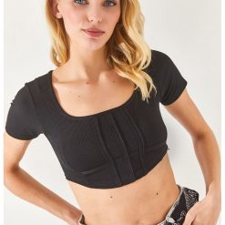 Tricou crop cu model cu striatii-FEMEI-IMBRACAMINTE/Tricouri si maiouri